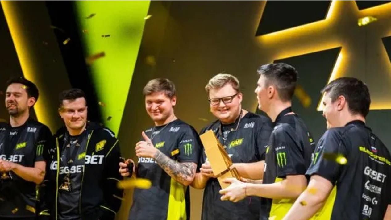 赞赏年轻球 赞赏年轻球